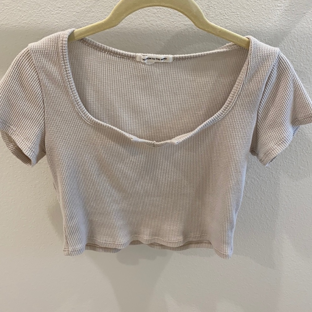 Cropped shirt sleeve T shirt - Picture 9 of 12
